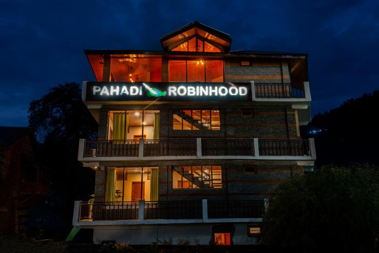 Robinhood Travel Hostel Nagar  外观 照片
